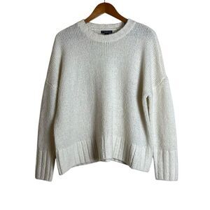 En thread ivory off white wool blend‎ knit sweater. Size small